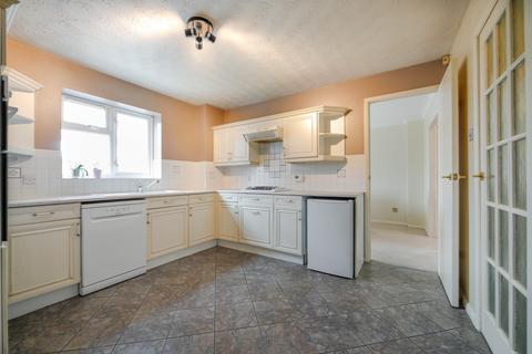 9 Cattlins Close, Cheshunt, Waltham Cross, EN7 5RD
