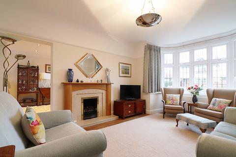 67 Rowan Walk, Bromley, BR2 8QW