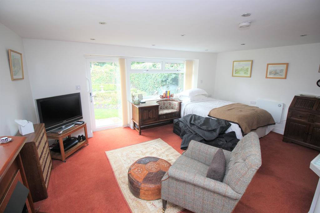 Annexe Living/bedroom