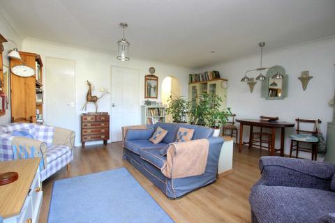 3 Heard Close, Hartland, Bideford, EX39 6HX