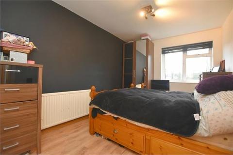106 Jacketts Field, Abbots Langley, WD5 0EN