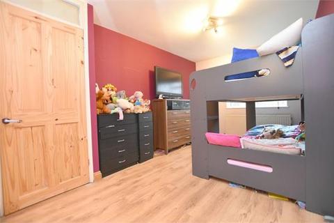 106 Jacketts Field, Abbots Langley, WD5 0EN