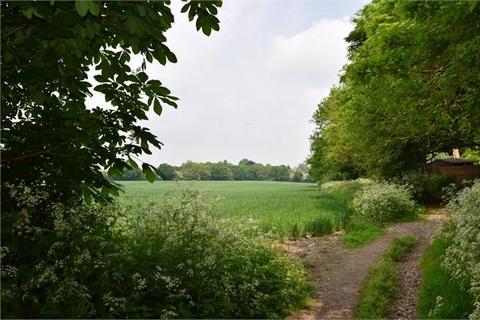 100 Jacketts Field, Abbots Langley, WD5 0EN