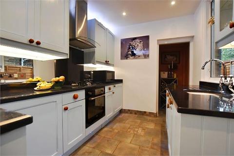 36 Adrian Road, Abbots Langley, WD5 0AQ