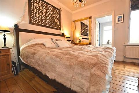 36 Adrian Road, Abbots Langley, WD5 0AQ