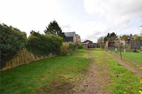 42 Adrian Road, Abbots Langley, WD5 0AQ