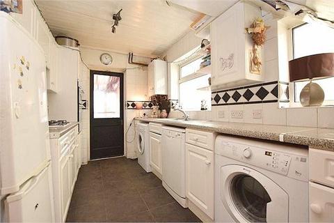 42 Adrian Road, Abbots Langley, WD5 0AQ