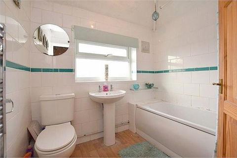 42 Adrian Road, Abbots Langley, WD5 0AQ