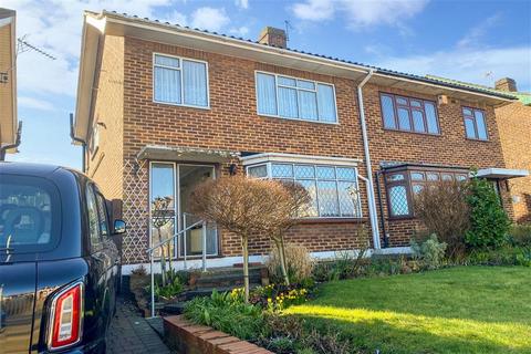 42 Upminster Road, Hornchurch, RM12 6PA