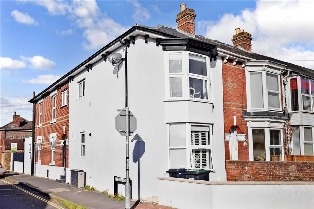 Victoria Road, Emsworth, Hampshire 2 bed flat £245,000
