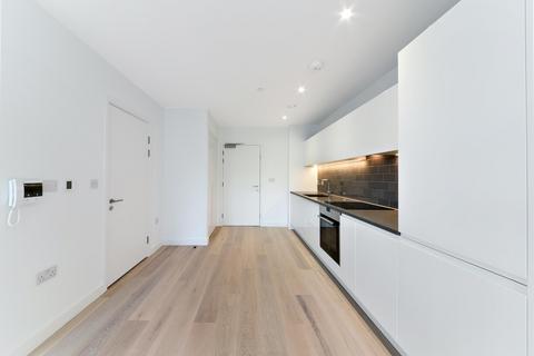Studio to rent, Pendant Court, Royal Wharf, London, E16
