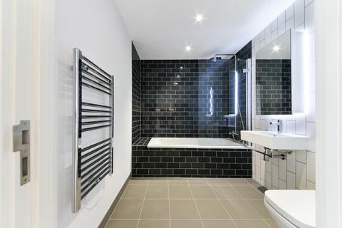 Studio to rent, Pendant Court, Royal Wharf, London, E16