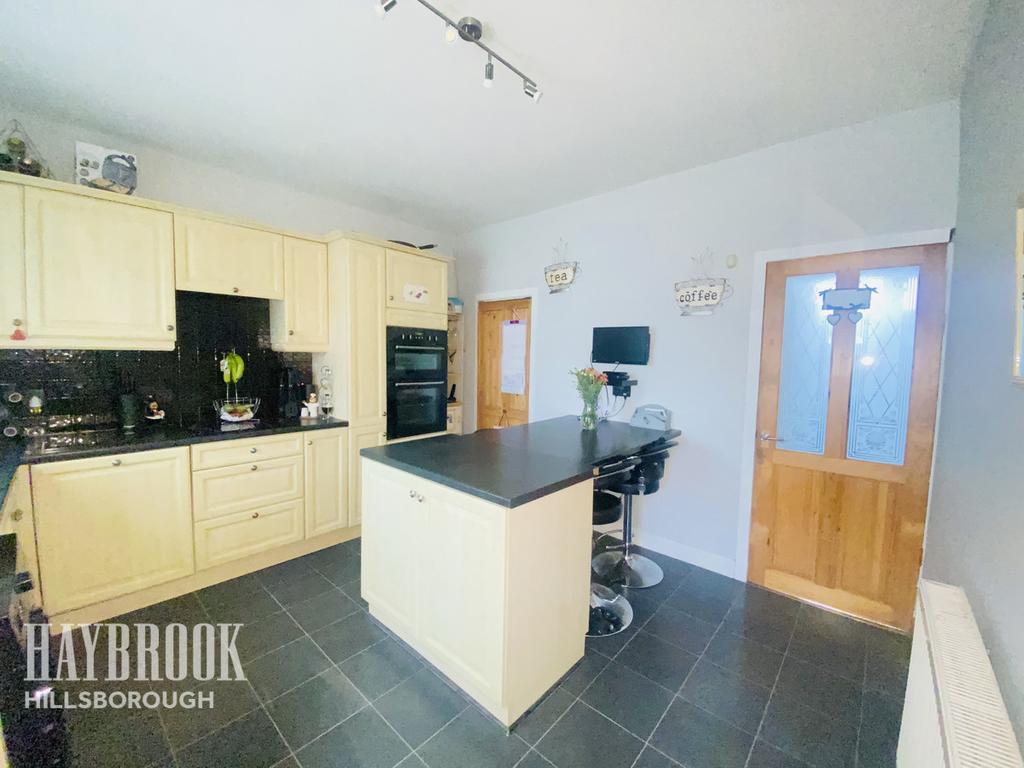 Parson Cross Road, Sheffield 3 bed terraced house £130,000