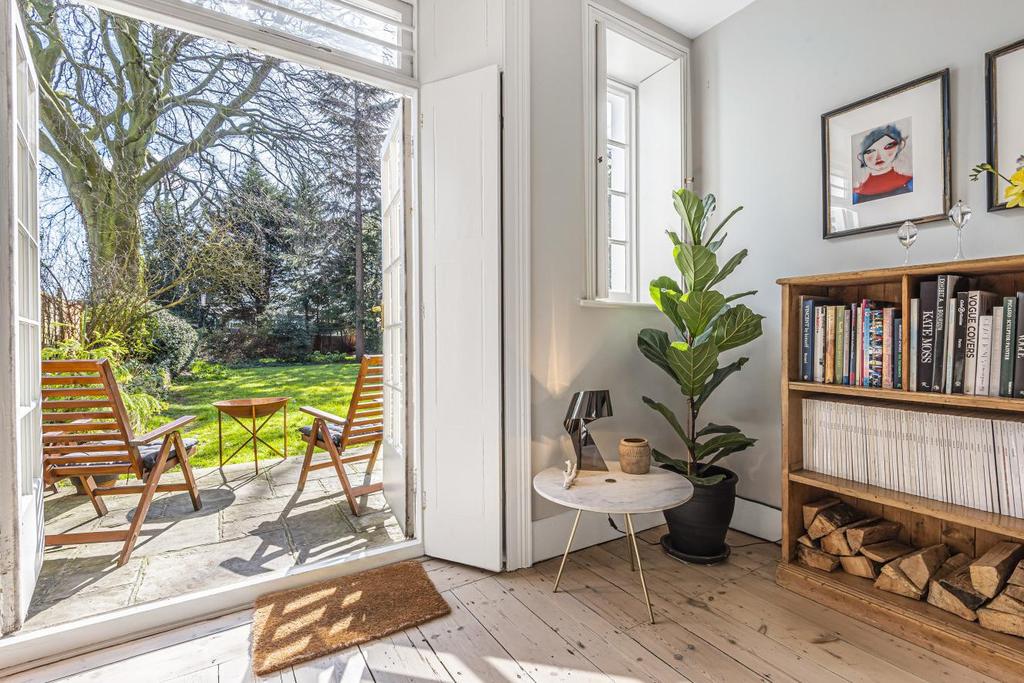 Church Terrace, Blackheath 3 bed flat £800,000