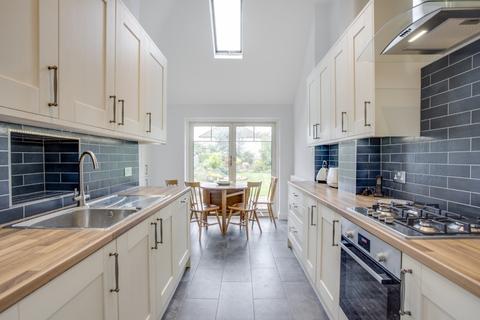 19 Nower Hill, Pinner, HA5 5QR