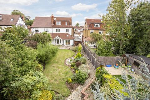 19 Nower Hill, Pinner, HA5 5QR