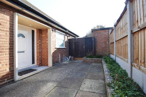37 Harebell Road, Ipswich, IP2 0LS