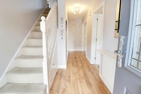 35 Hocknell Close, Wootton, Northampton, NN4 6AZ