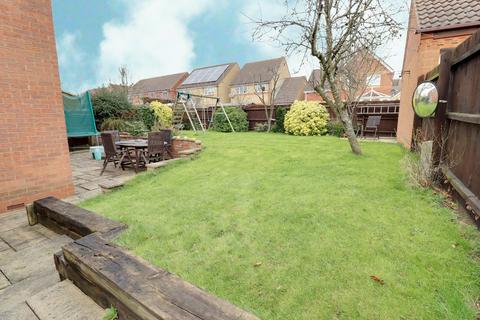 35 Hocknell Close, Wootton, Northampton, NN4 6AZ