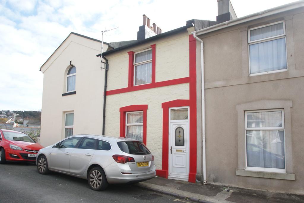 Alexandra Road Torquay TQ1 1HZ 2 bed terraced house £170,000