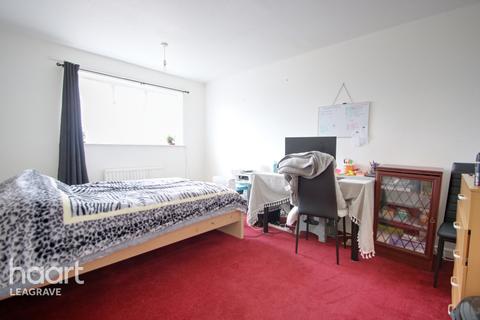 113 Ravenhill Way, Luton, LU4 0HD