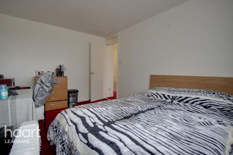 113 Ravenhill Way, Luton, LU4 0HD