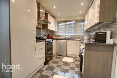 113 Ravenhill Way, Luton, LU4 0HD
