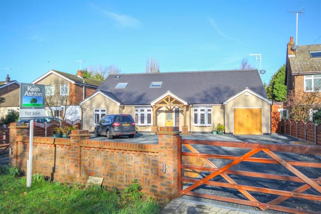 Hook End Road, Hook End, Brentwood, Essex. CM15 0HB 6 bed detached