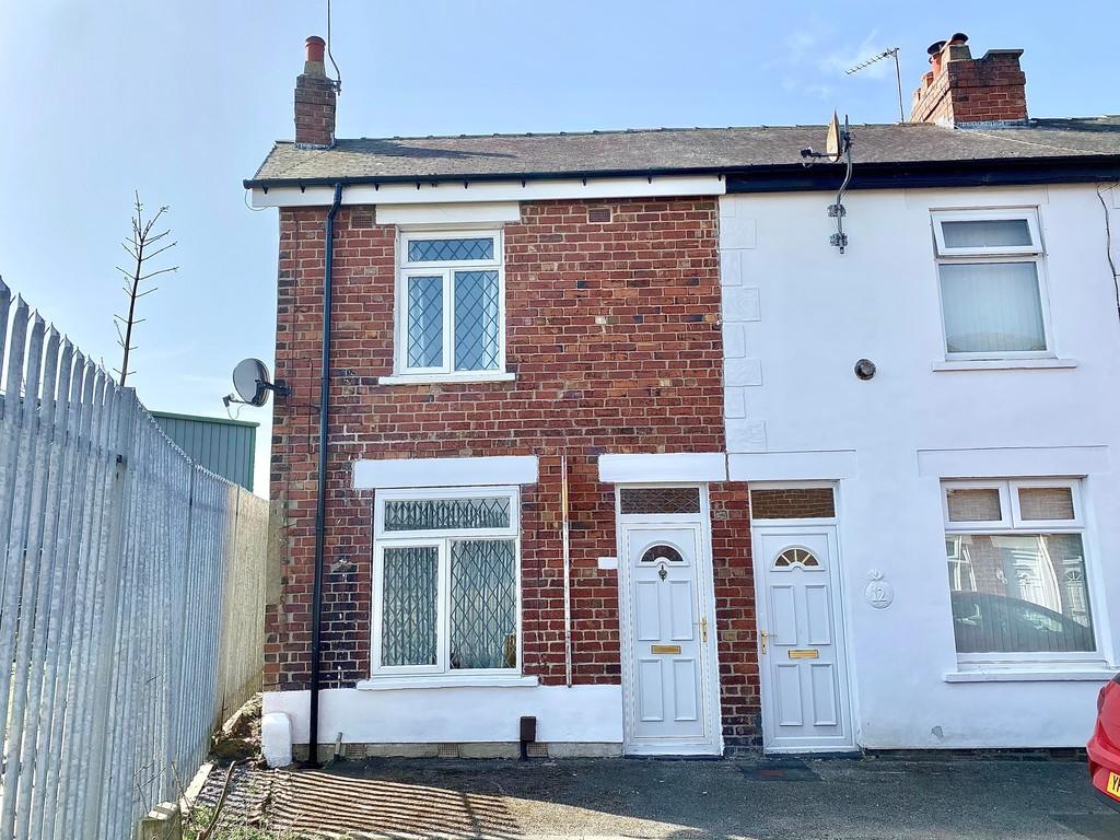 Mafeking Street, Harrogate 2 bed end of terrace house £175,000