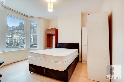 5 Torrens Square, London, E15 4NB