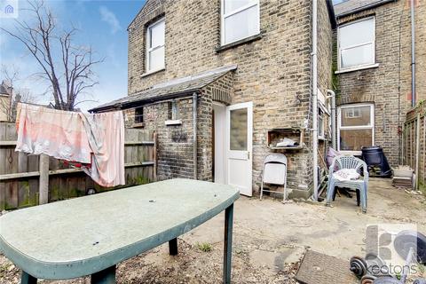 5 Torrens Square, London, E15 4NB