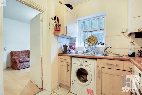 5 Torrens Square, London, E15 4NB