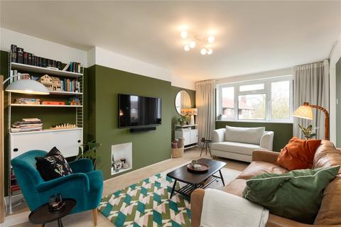 32 Brick Farm Close, Richmond, TW9 4EG