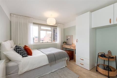 32 Brick Farm Close, Richmond, TW9 4EG
