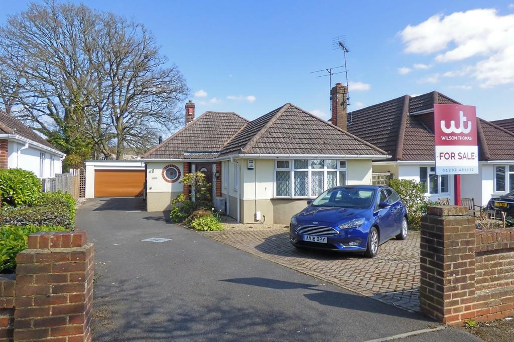 Lower Blandford Road, Broadstone 2 bed detached bungalow £370,000