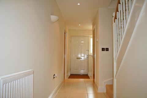 5 bedroom townhouse to rent, Augustine Way, near Iffley Village