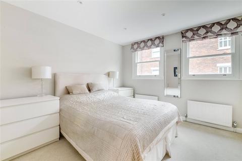 undefined, Shrewsbury Mews, London
