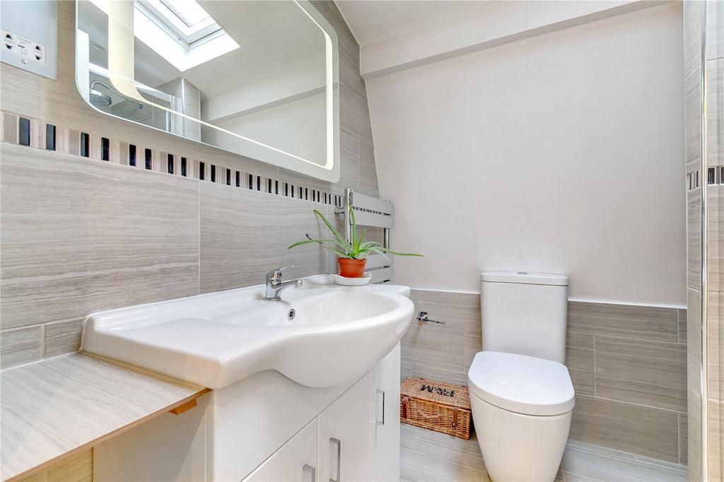 Ensuite shower room