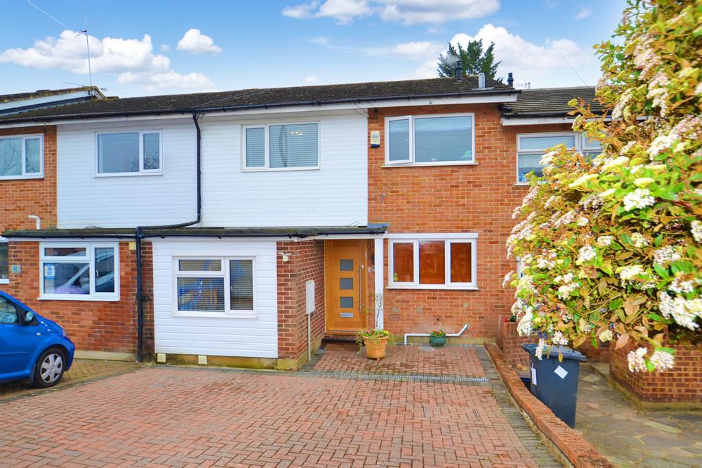 Anthony Road, Borehamwood 3 bed terraced house £559,950