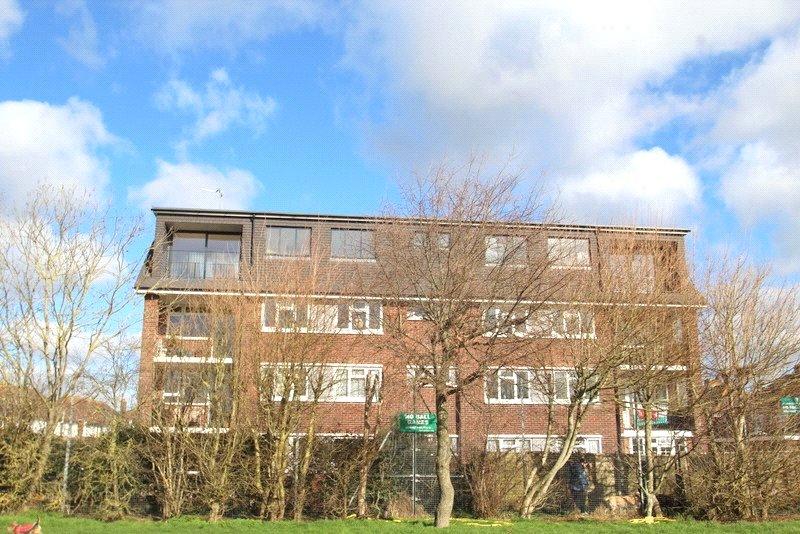 Park View Court, Jubilee Avenue, Rustington, Littlehampton 2 bed