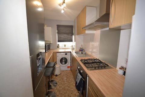 64 Kinder Close, London, SE28 8HG
