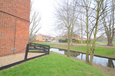 64 Kinder Close, London, SE28 8HG
