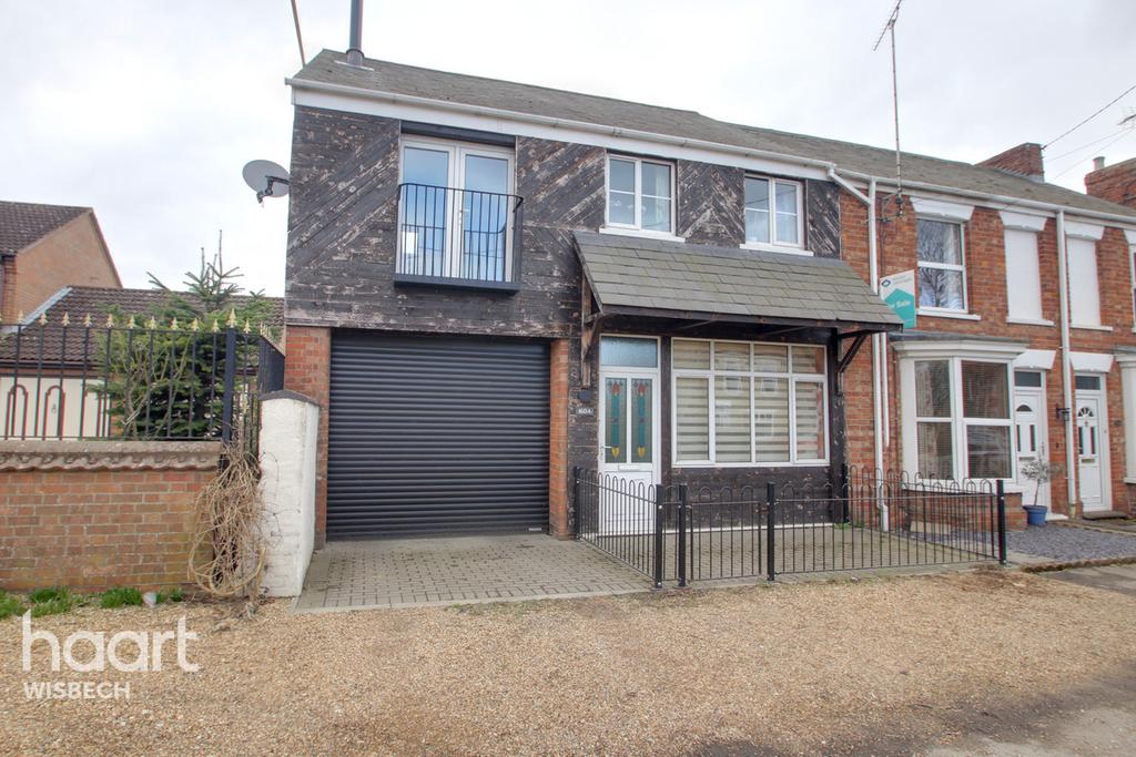 Elm High Road, Wisbech 3 bed semidetached house £230,000