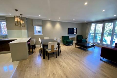 2 bedroom apartment to rent - Gower Road, Weybridge