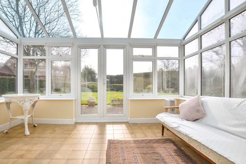 Pinewood Bondend Lane, Upton St Leonards, Gloucester, GL4 8EJ