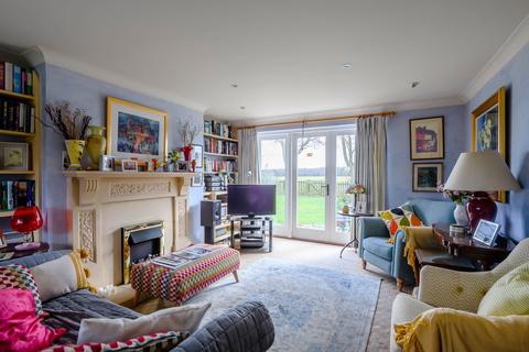 Hilary House Main Road, Woolverstone, Ipswich, IP9 1BA