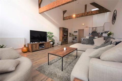16 Ashley Green, Leeds, LS12 4EW