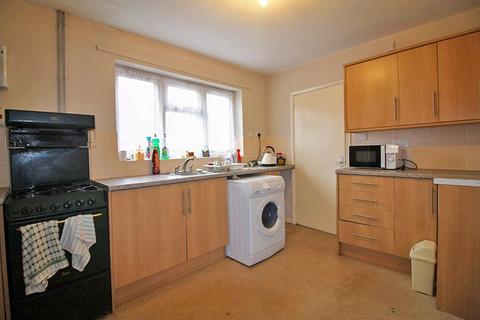 13 Bantock Avenue, Wolverhampton, WV3 7AW