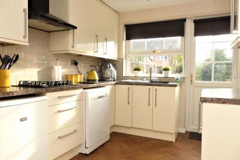 198 Walmley Ash Road, Sutton Coldfield, B76 1XJ