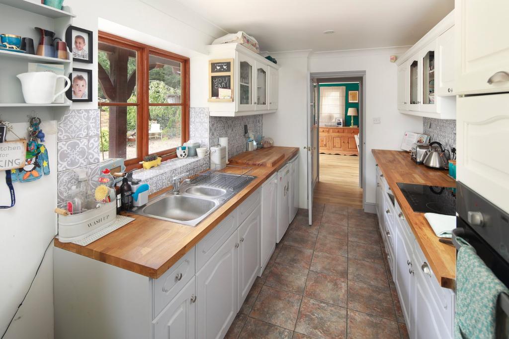 Cottage Kitchen